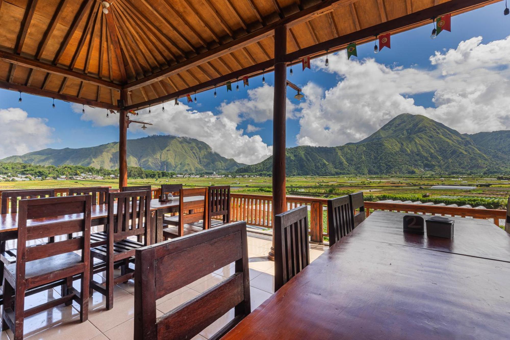 Teras Sawah Guest House Syariah 塞姆博伦拉旺 外观 照片